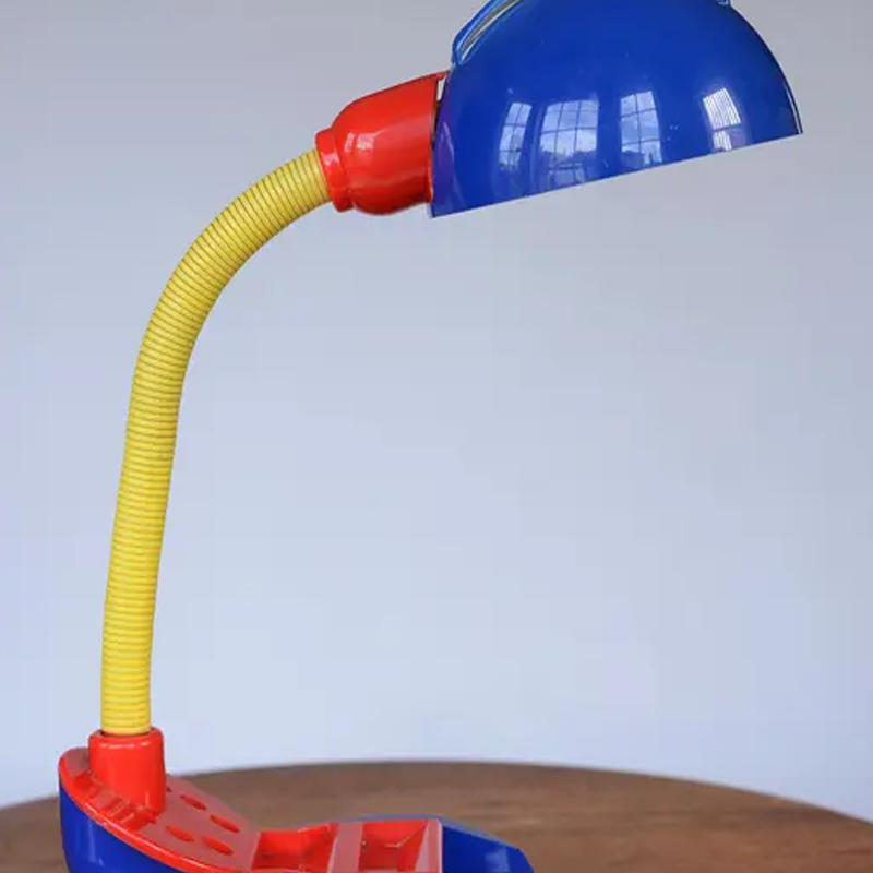 Silicone vs. Plastic Lamp Shades Which Material is Best for Your Lighting Needs10