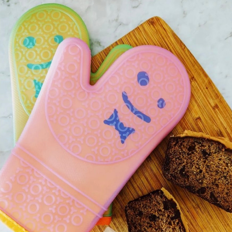 How Oven Mitts Are Made and the Key to Enhancing Heat Resistance7
